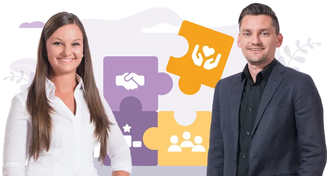 Eine Mitarbeiterin und ein Mitarbeiter vor einer Grafik mit Puzzleteilen zum Thema Team als Herzstück der itelio GmbH.